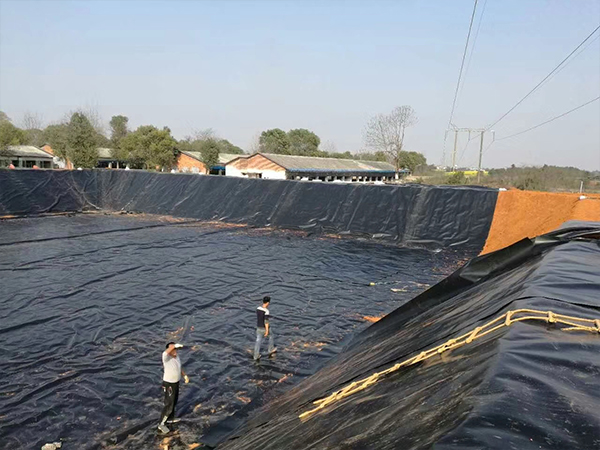 為垃圾填埋場防滲膜的鋪設制定“戰(zhàn)略布局” 為垃圾填埋場防滲膜的鋪設制定“戰(zhàn)略布局”