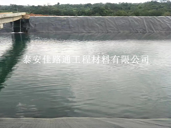 垃圾填埋場防滲膜總破損？6 大根源一次說清